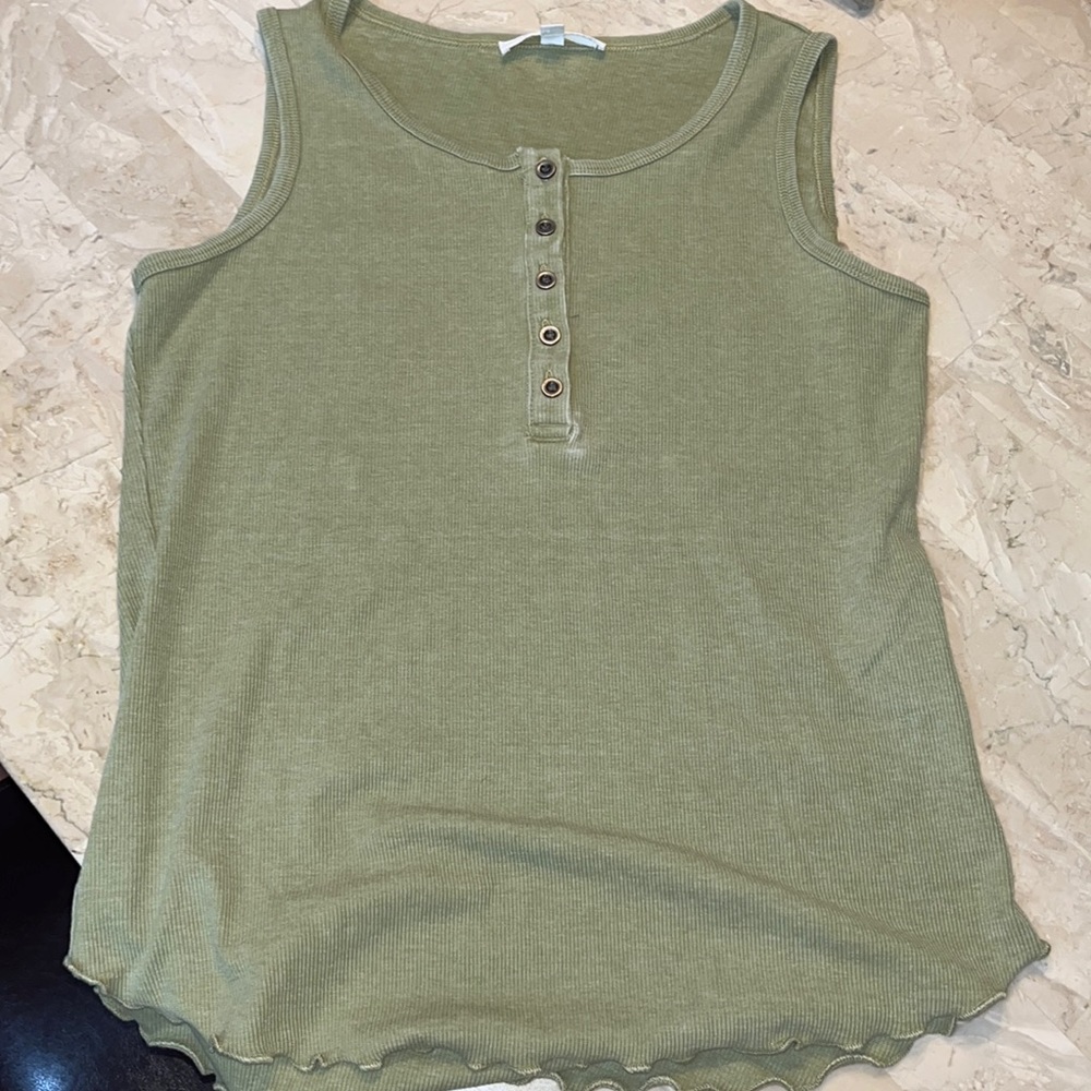 Jane & Delancey green tank top!!